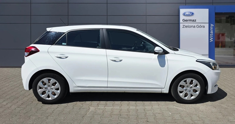 Hyundai i20 cena 42900 przebieg: 30858, rok produkcji 2016 z Ogrodzieniec małe 529